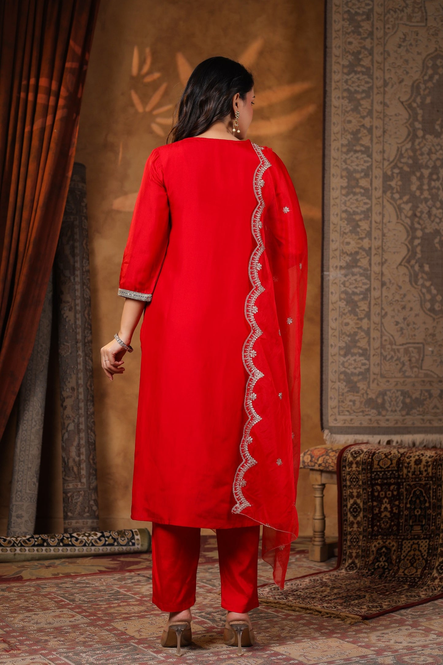 Shimmer Fabric Punjabi Suits