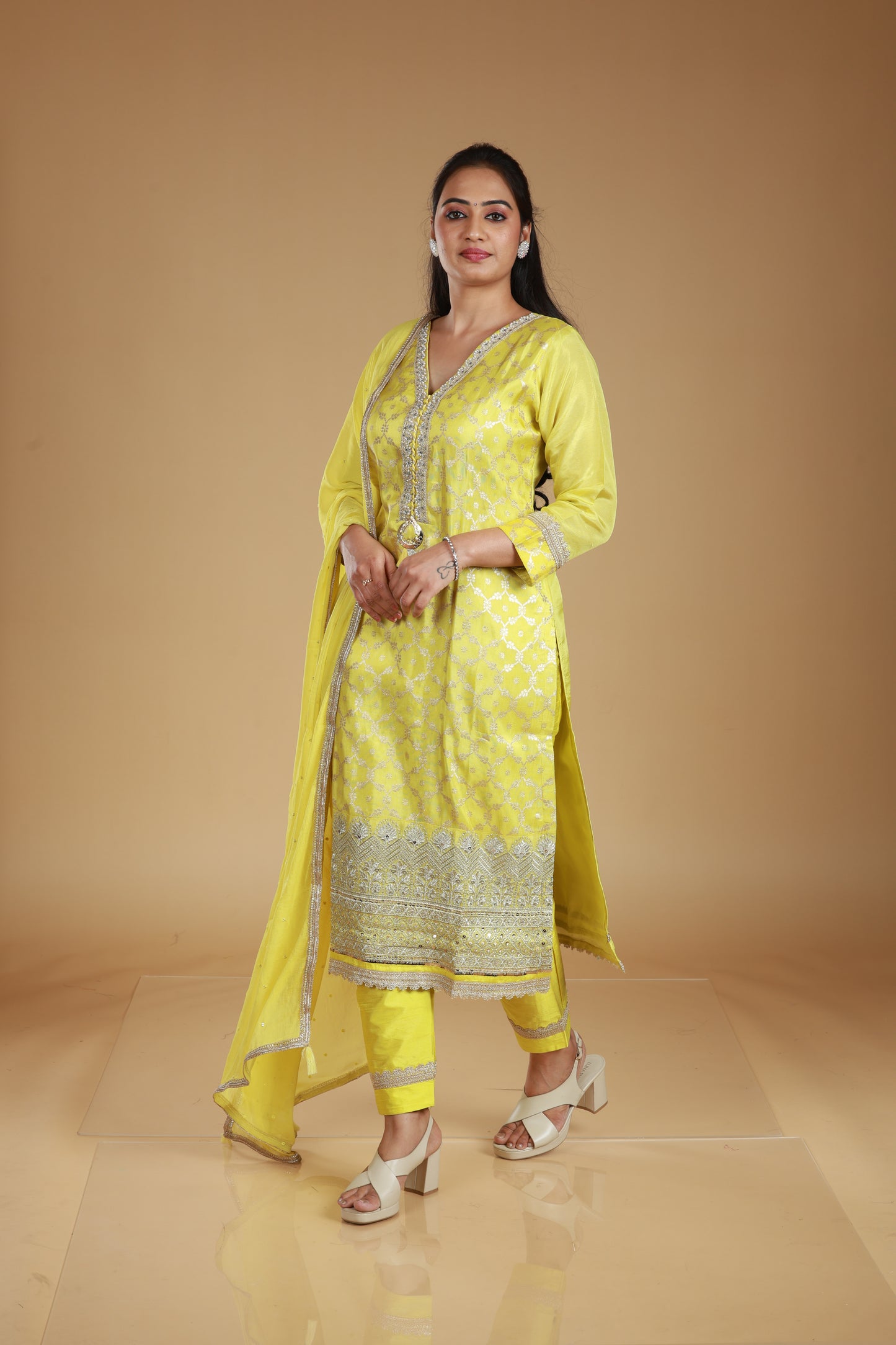Elegant Semi Banarasi Salwar Suit