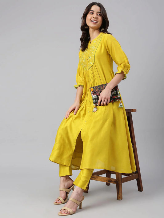 Yellow Crepe Silk Solid Kurta with Pant